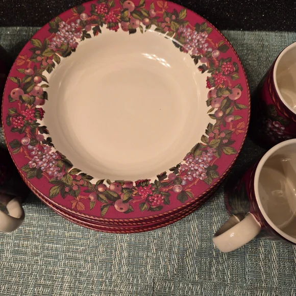 Vintage Elegant Fruity Dinnerware Set with Mugs - Picture 6 of 16